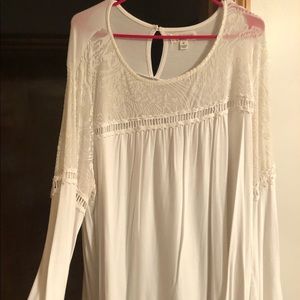 Flowy cream blouse